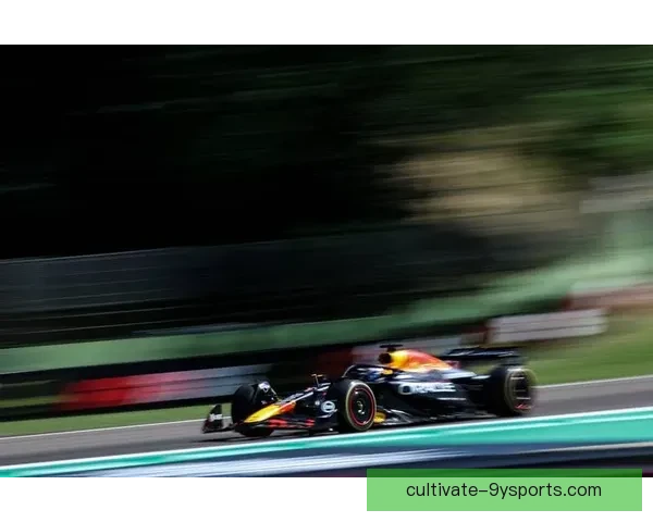 F1赛季最新动态揭秘车队策略与车手激烈竞争风云
